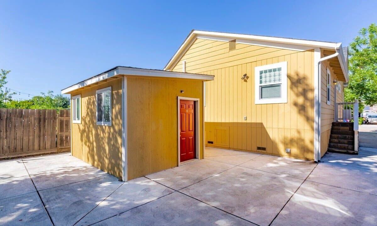 Photo of Outdoor in Northside