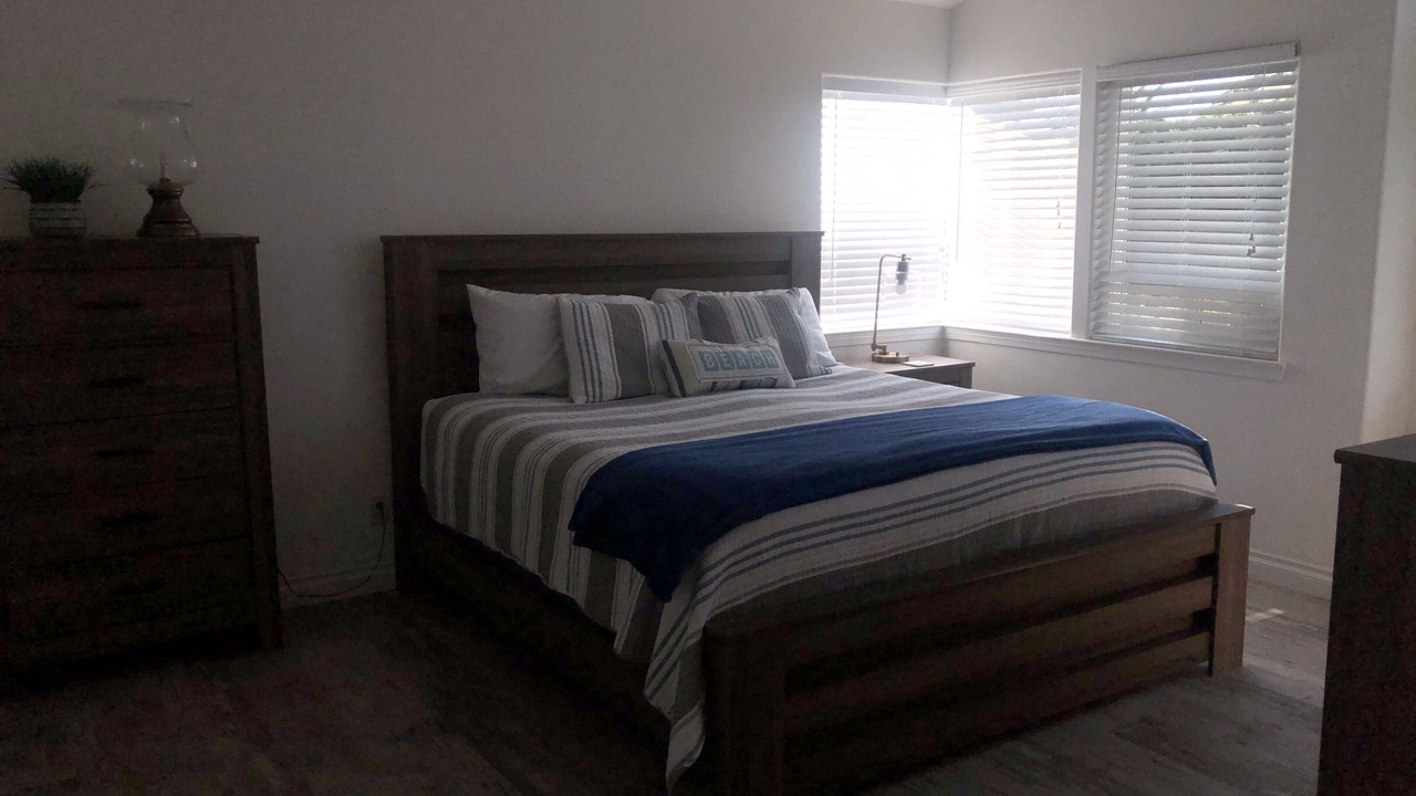 Photo of Bedroom in Marine Terrace