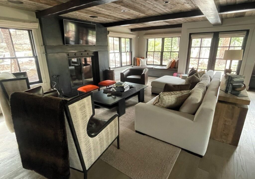 Photo of Livingroom in Homewood