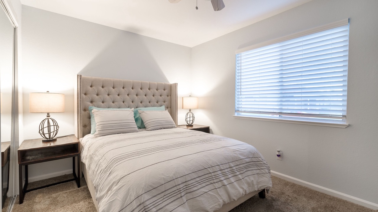 Photo of Bedroom in Parkway-South Sacramento