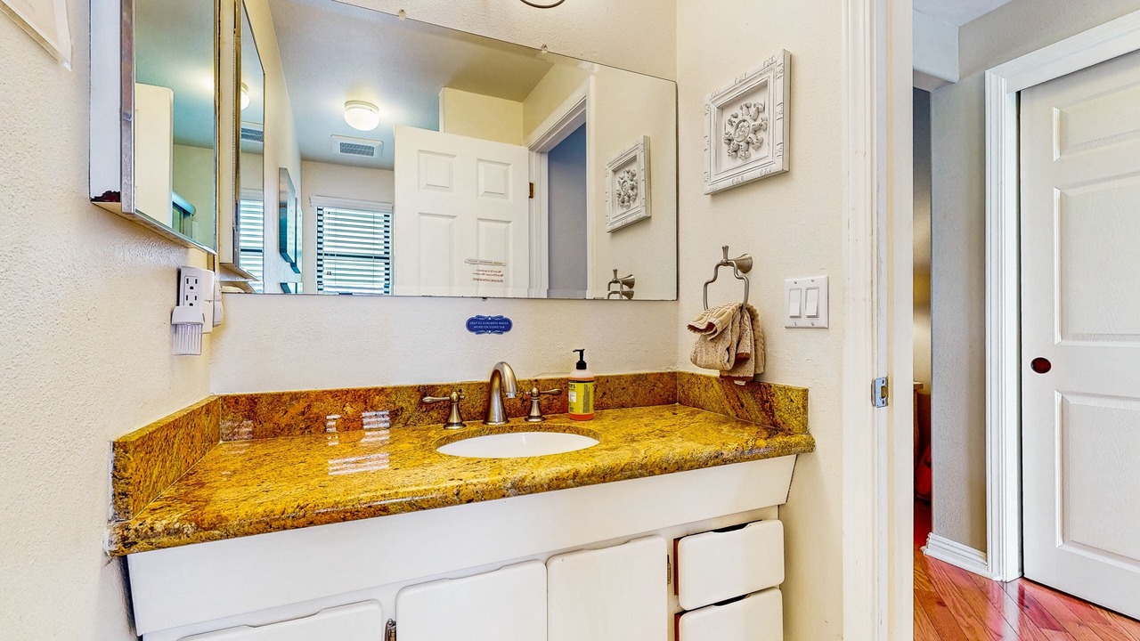 Photo of Bathroom in Park Hill