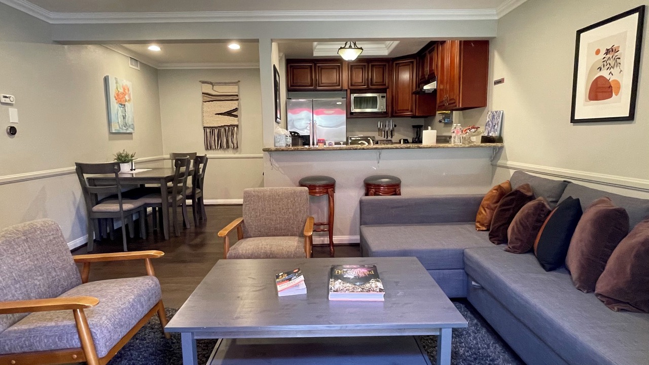 Photo of Livingroom in Hermosa Village