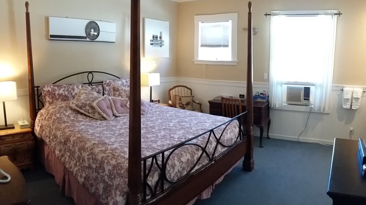 Photo of Bedroom in San Anselmo