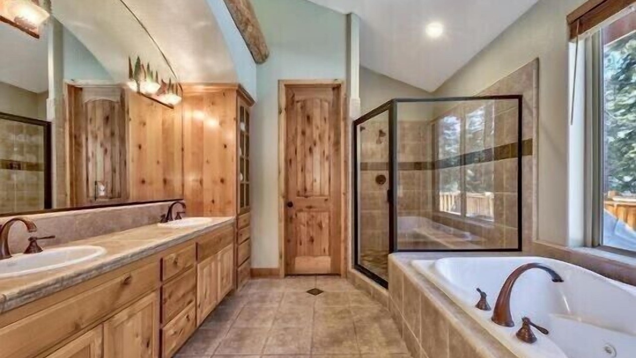 Photo of Bathroom in Angora Highlands