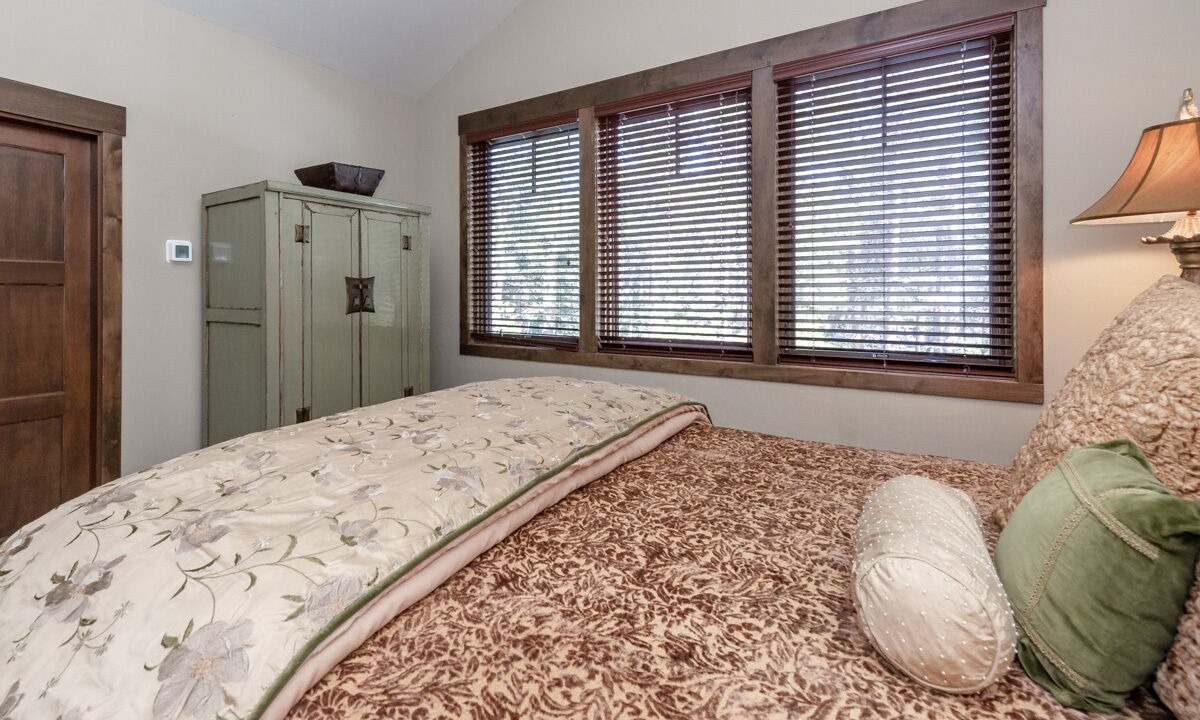 Photo of Bedroom in Woodwinds