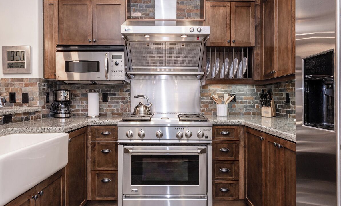 Photo of Kitchen in Woodwinds