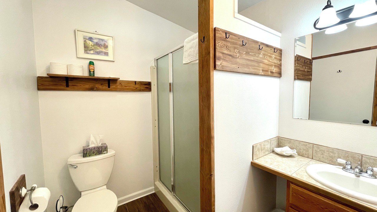Photo of Bathroom in Ahwahnee