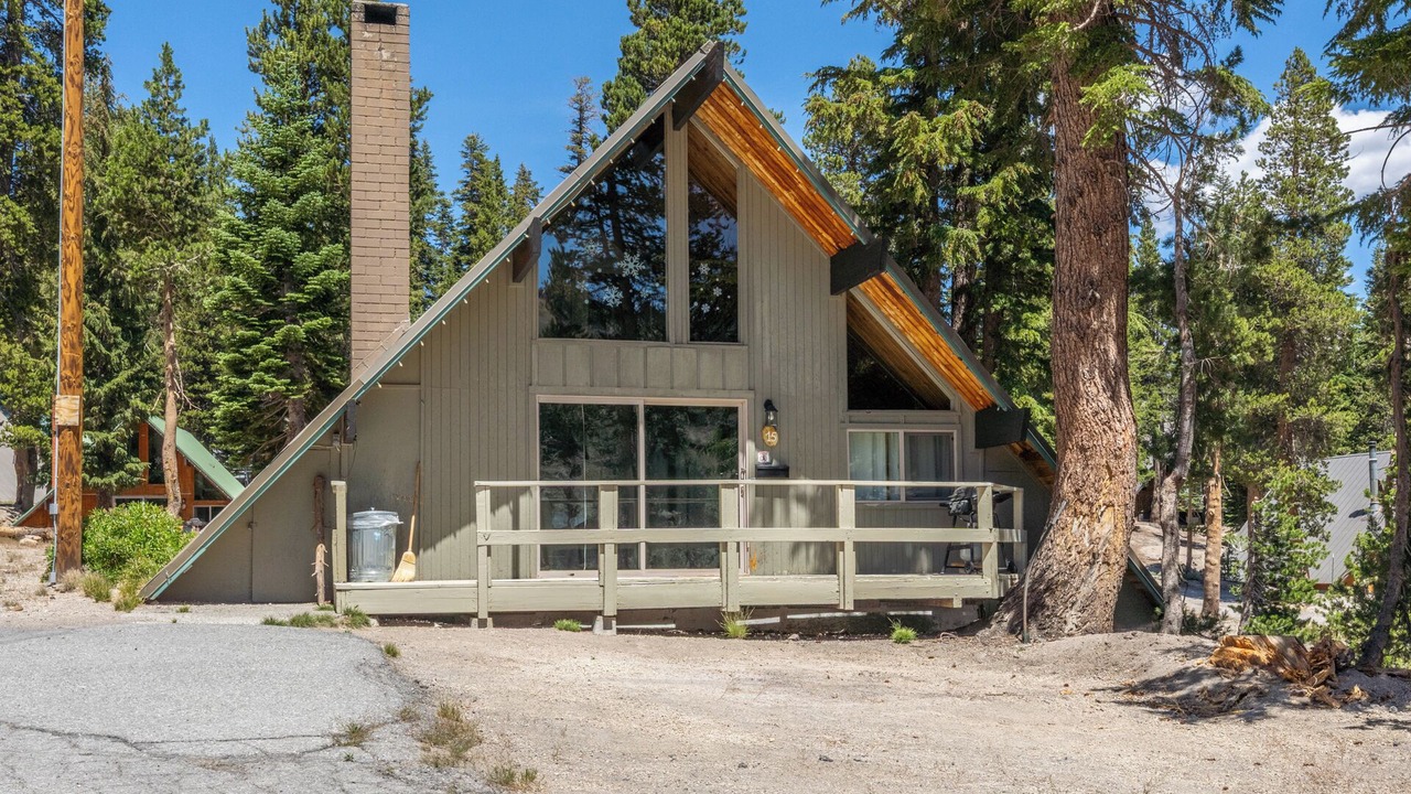 Photo of Outdoor in Mammoth Lakes