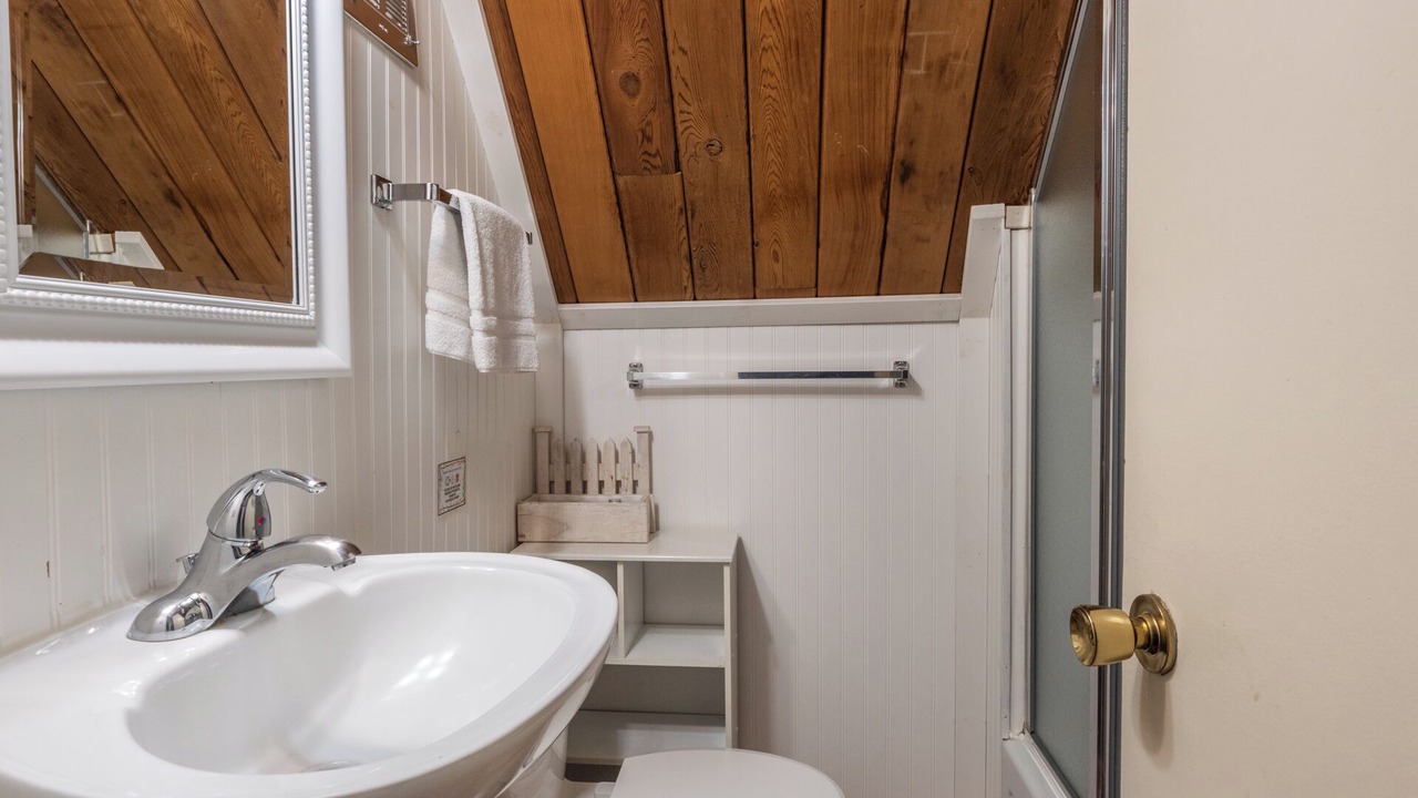 Photo of Bathroom in Mammoth Lakes