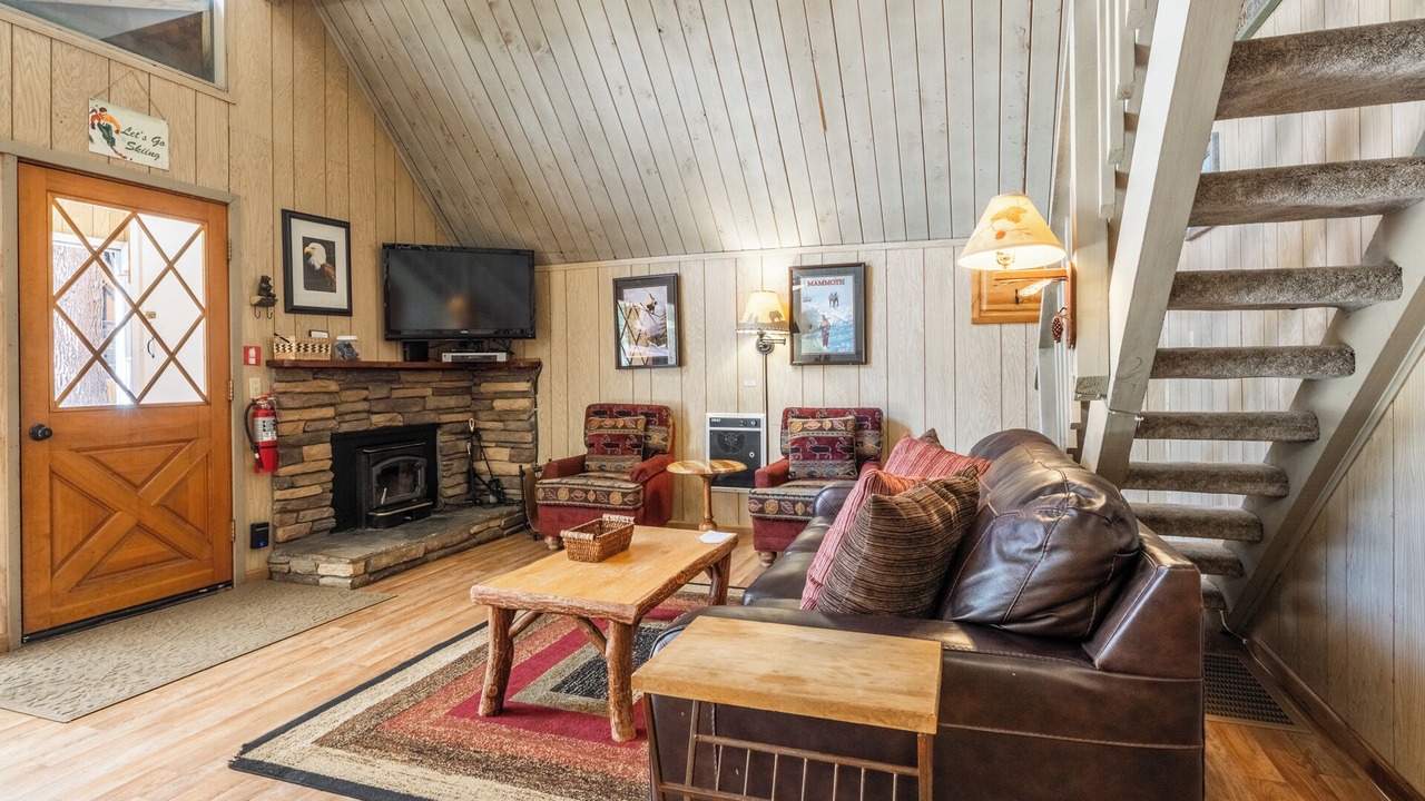 Photo of Bedroom in Mammoth Lakes