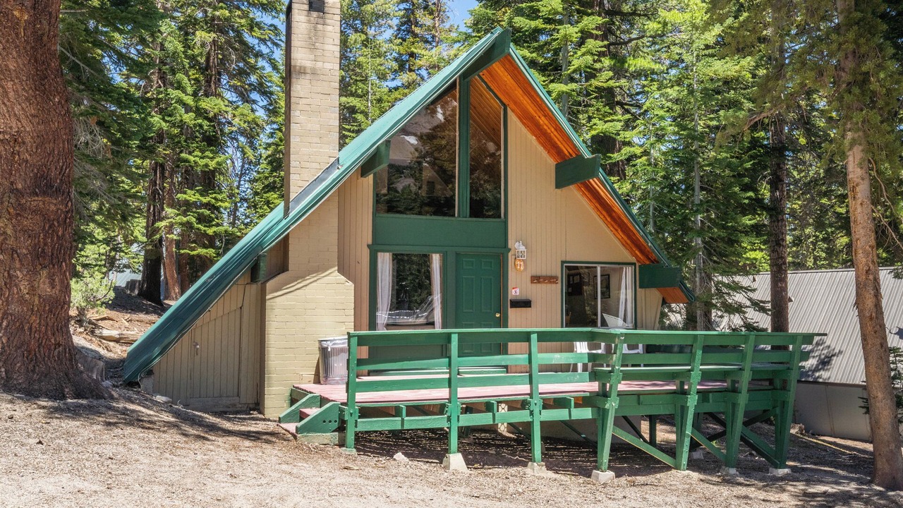 Photo of Outdoor in Mammoth Lakes