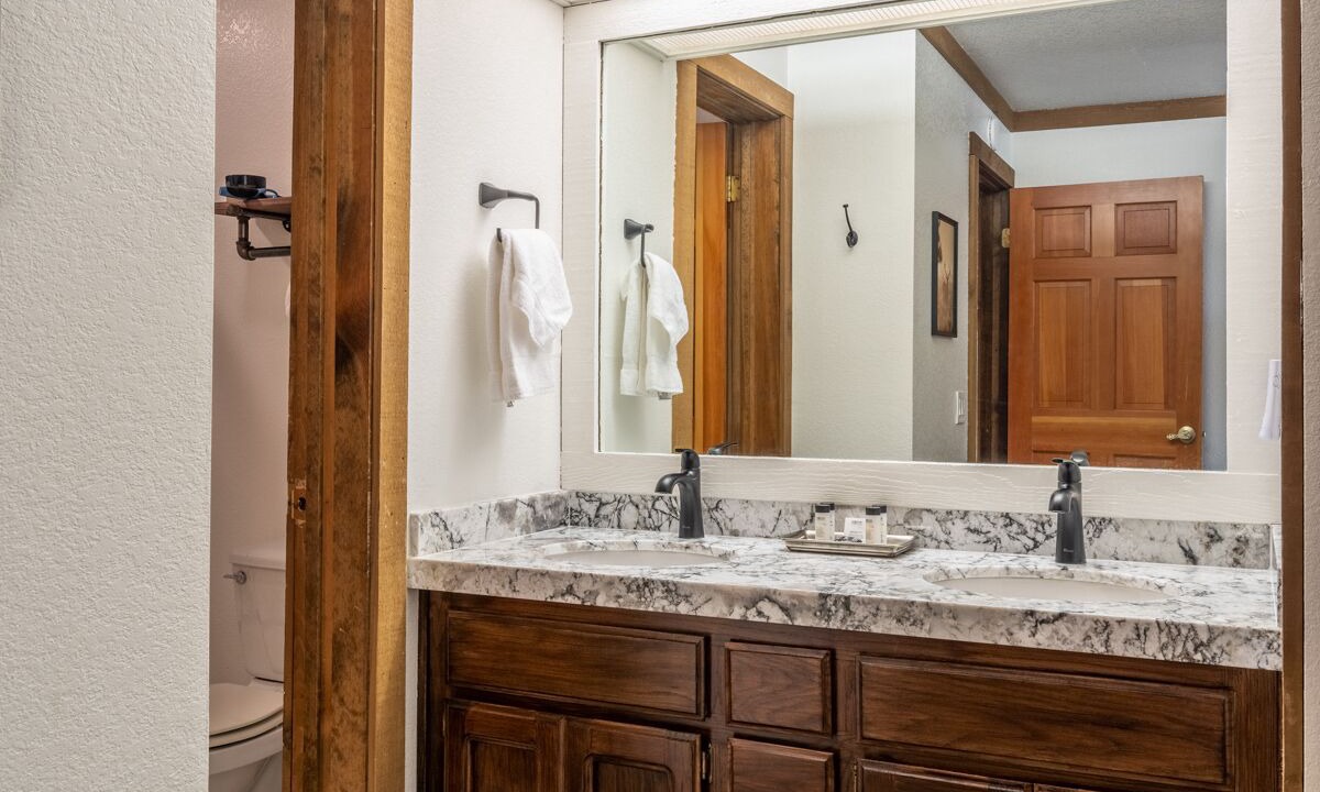 Photo of Bathroom in Mammoth Lakes