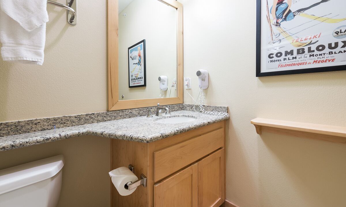 Photo of Bathroom in Mammoth Lakes