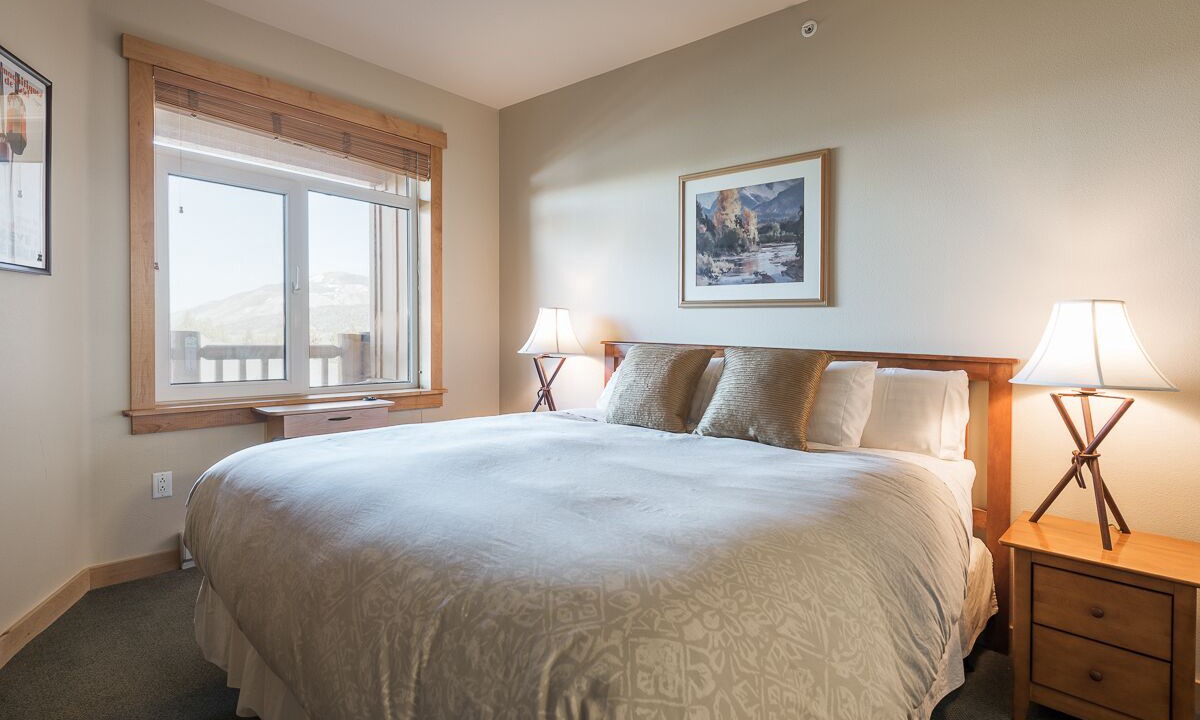 Photo of Bedroom in Mammoth Lakes