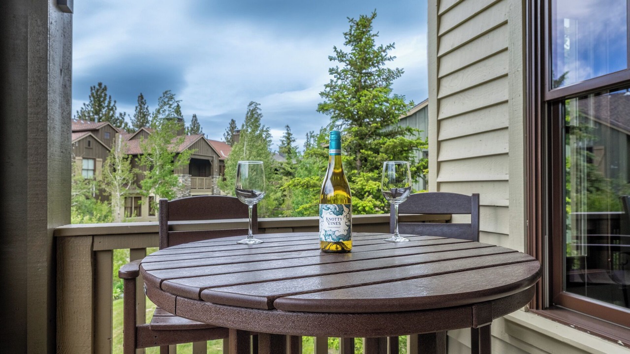 Photo of Patio Balcony in Mammoth Lakes
