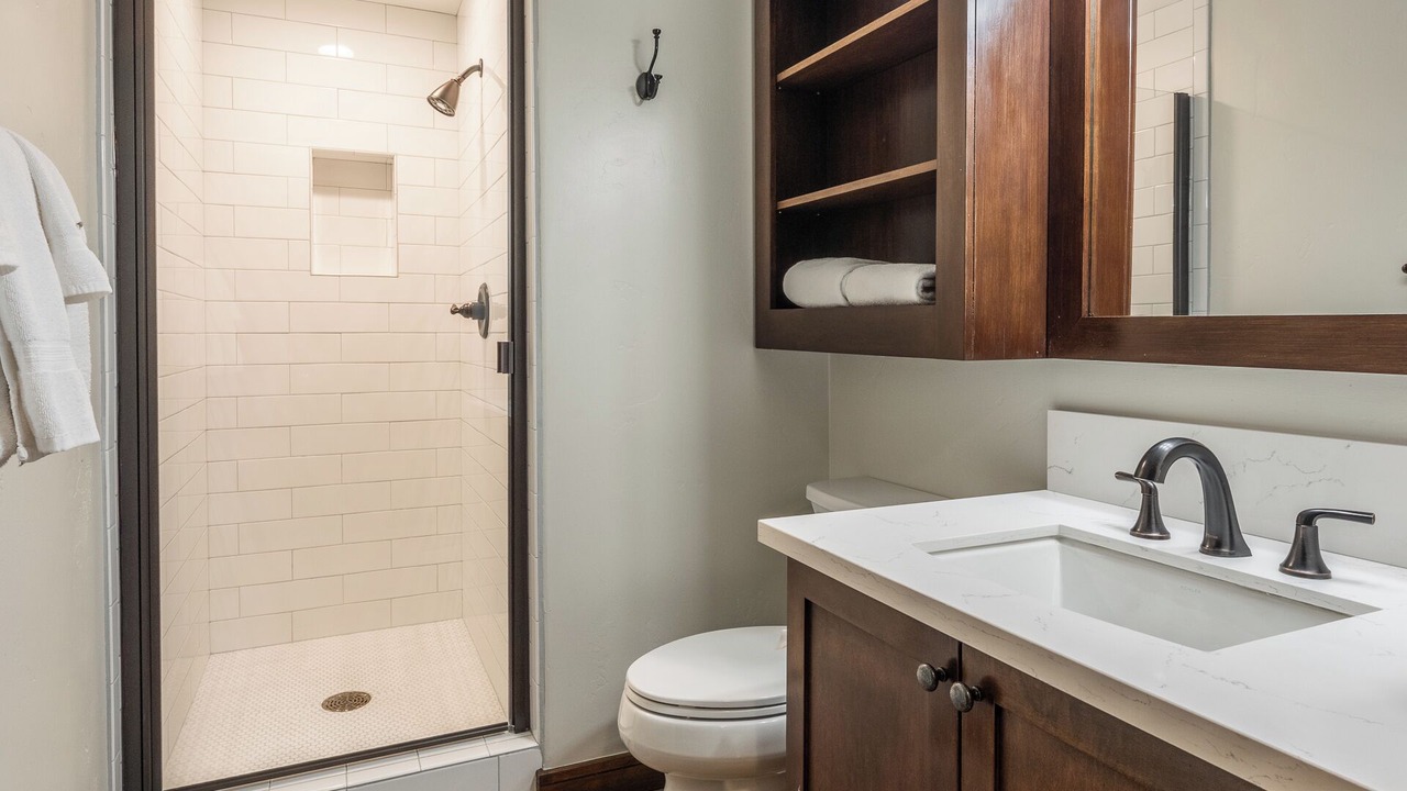 Photo of Bathroom in Woodwinds