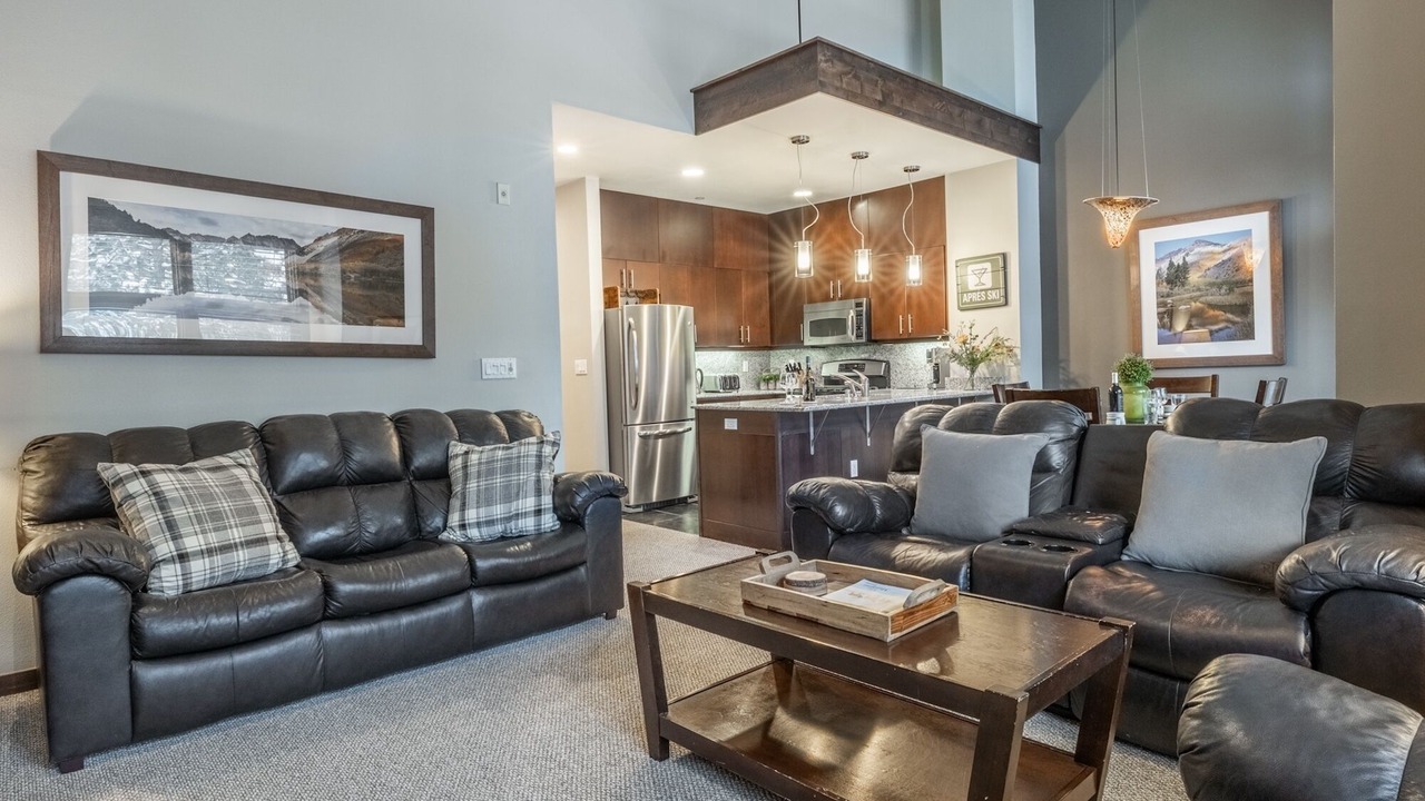Photo of Livingroom in Mammoth Lakes