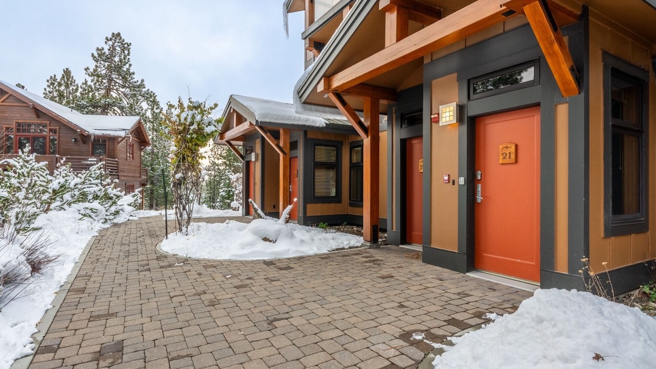 Photo of Outdoor in Mammoth Lakes