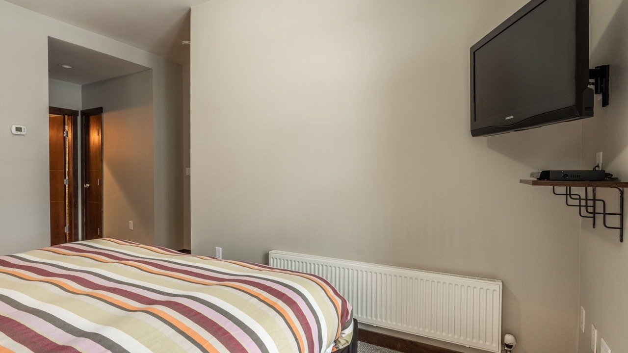 Photo of Bedroom in Mammoth Lakes