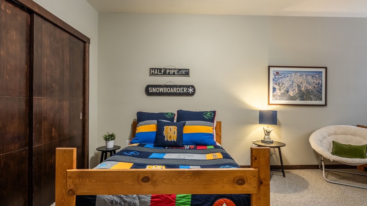Photo of Bedroom in Mammoth Lakes