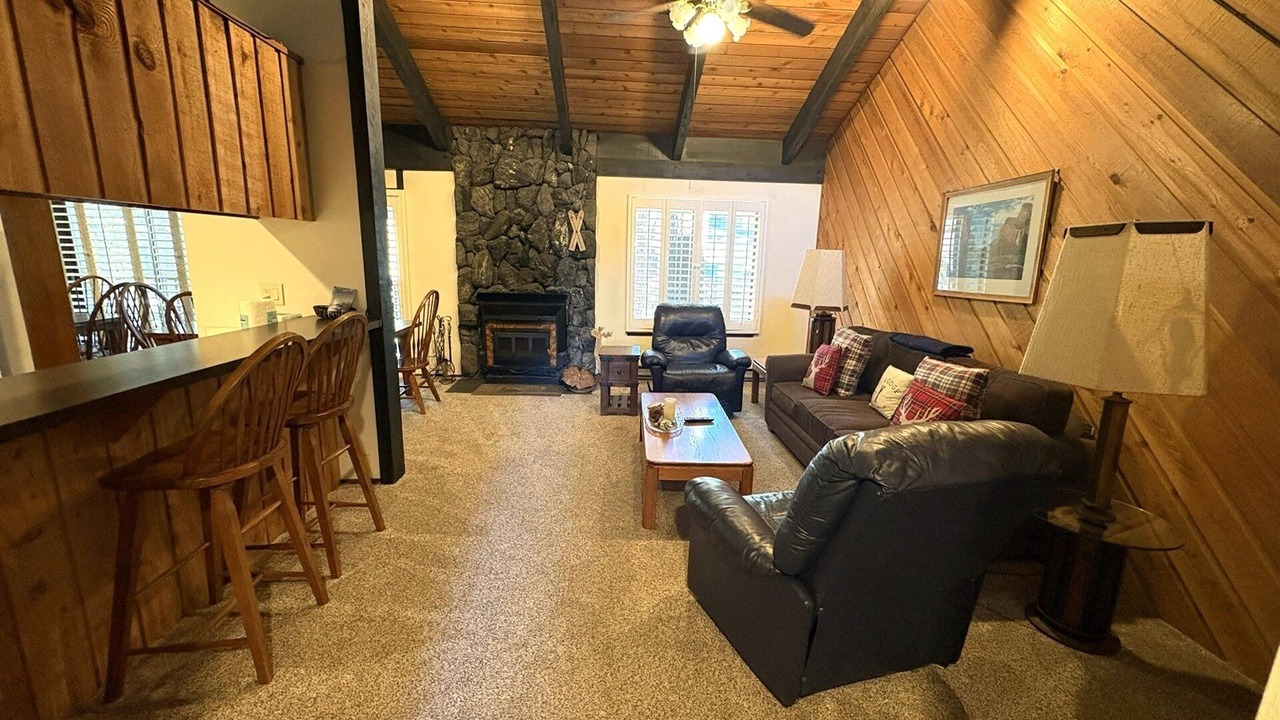 Photo of Bedroom in Mammoth Lakes