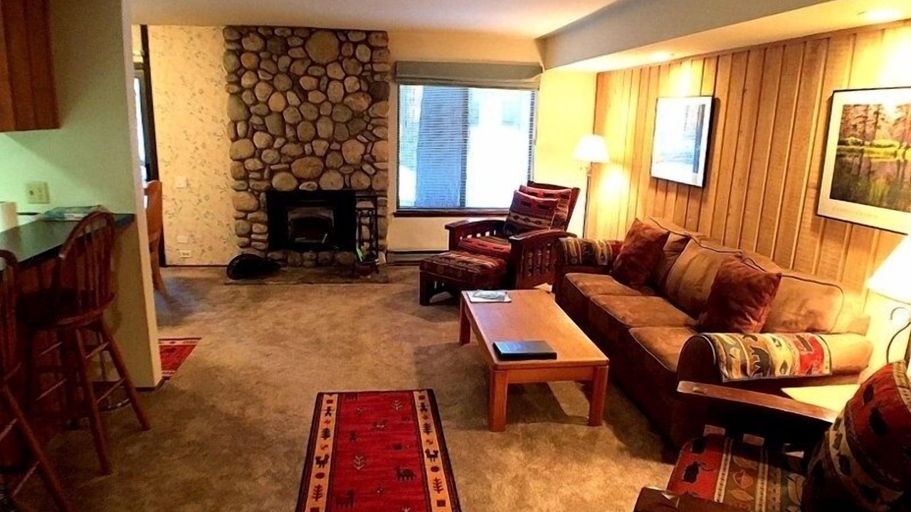 Photo of Bedroom in Mammoth Lakes