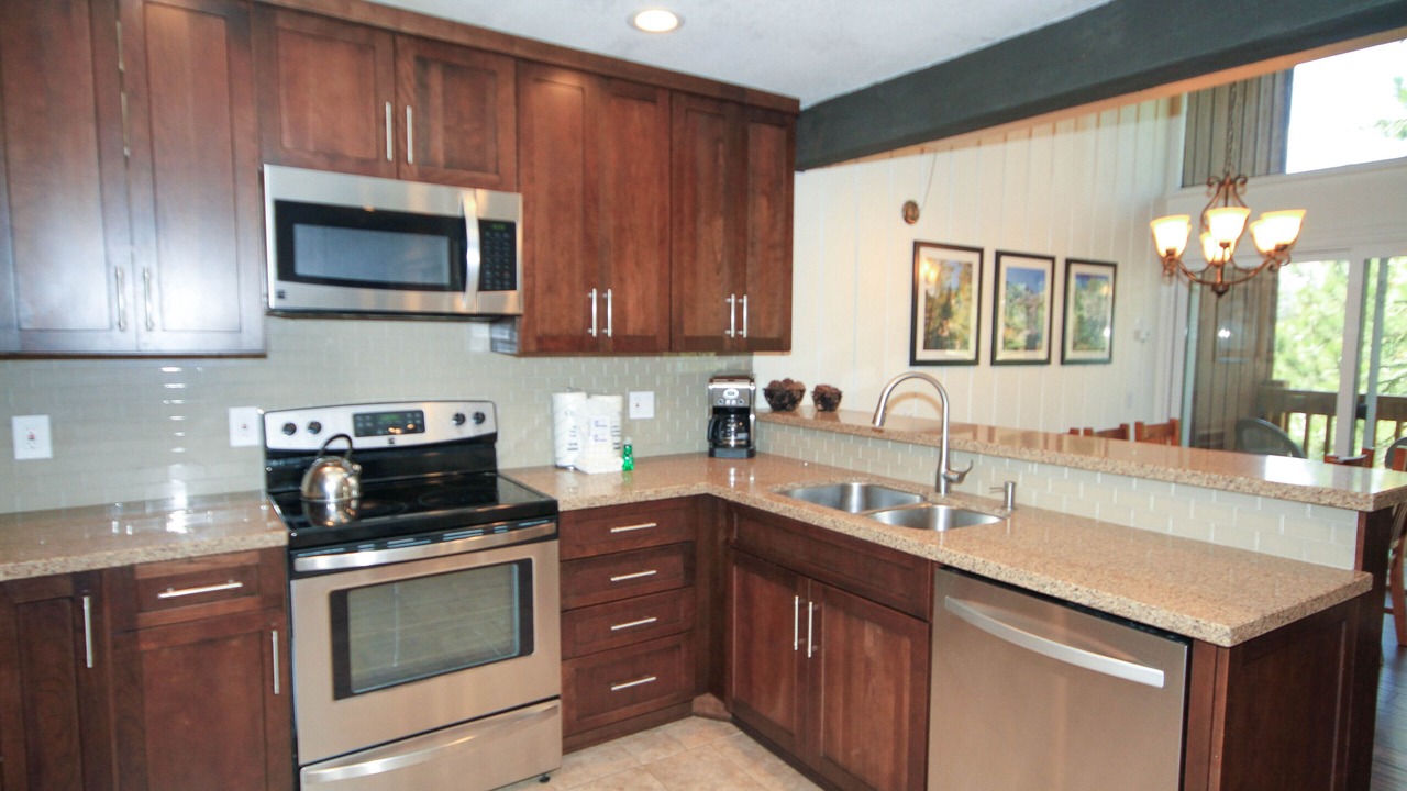 Photo of Kitchen in Mammoth Lakes