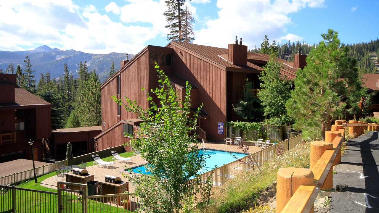 Photo of Outdoor in Mammoth Lakes