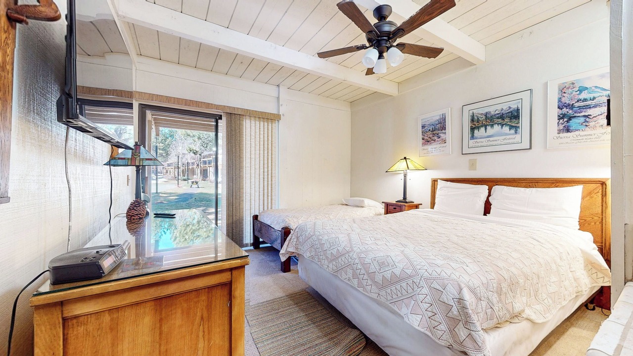 Photo of Bedroom in Mammoth Lakes