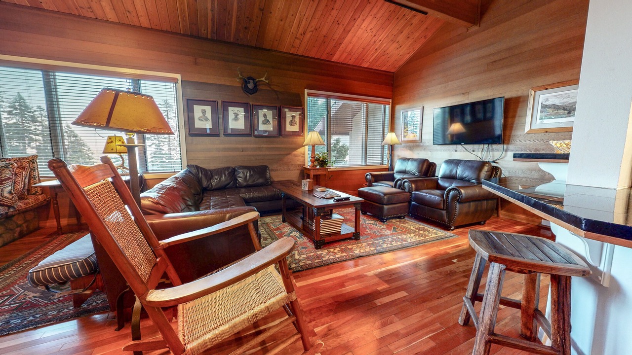 Photo of Livingroom in Mammoth Lakes