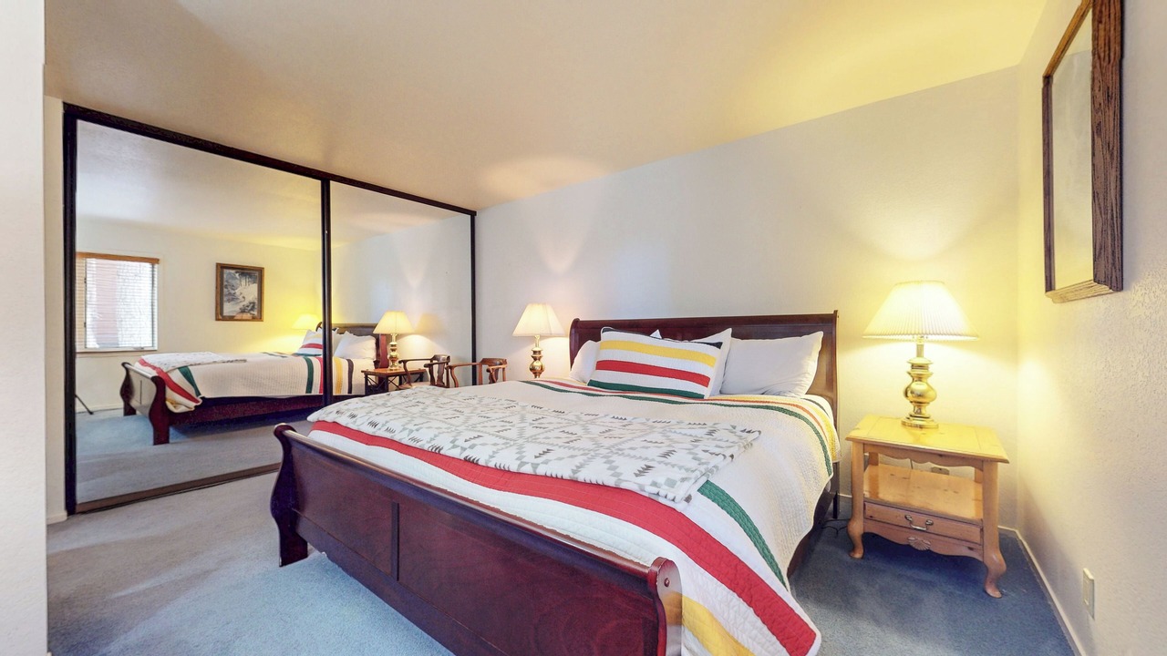 Photo of Bedroom in Mammoth Lakes