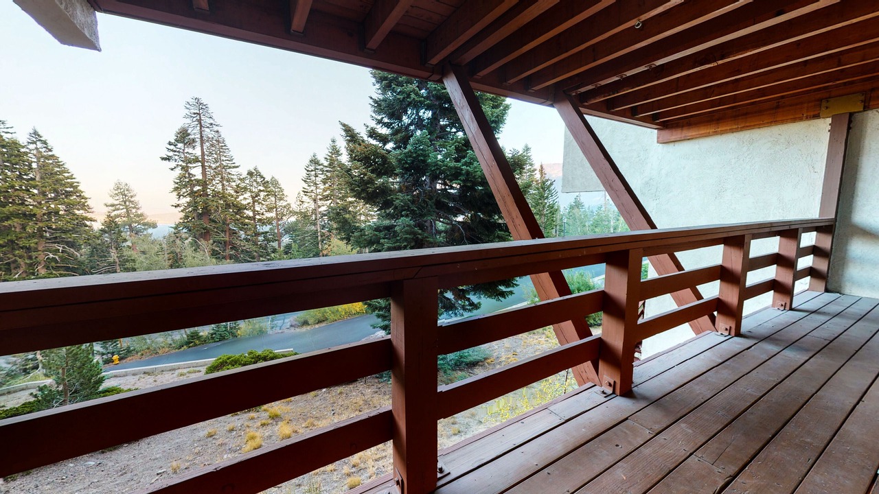 Photo of Outdoor in Mammoth Lakes