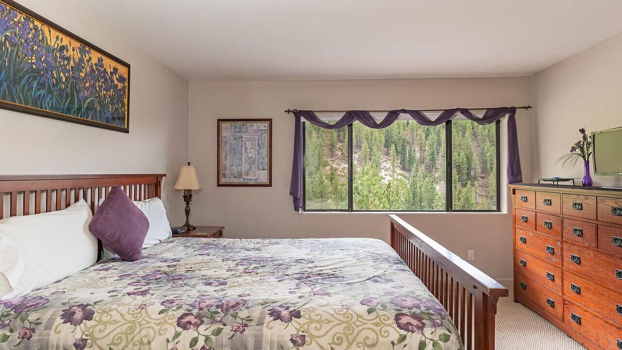Photo of Bedroom in Incline Village