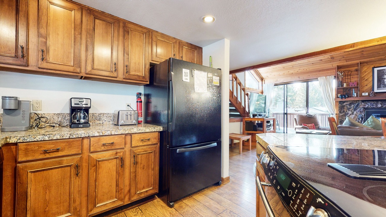 Photo of Kitchen in Mammoth Lakes