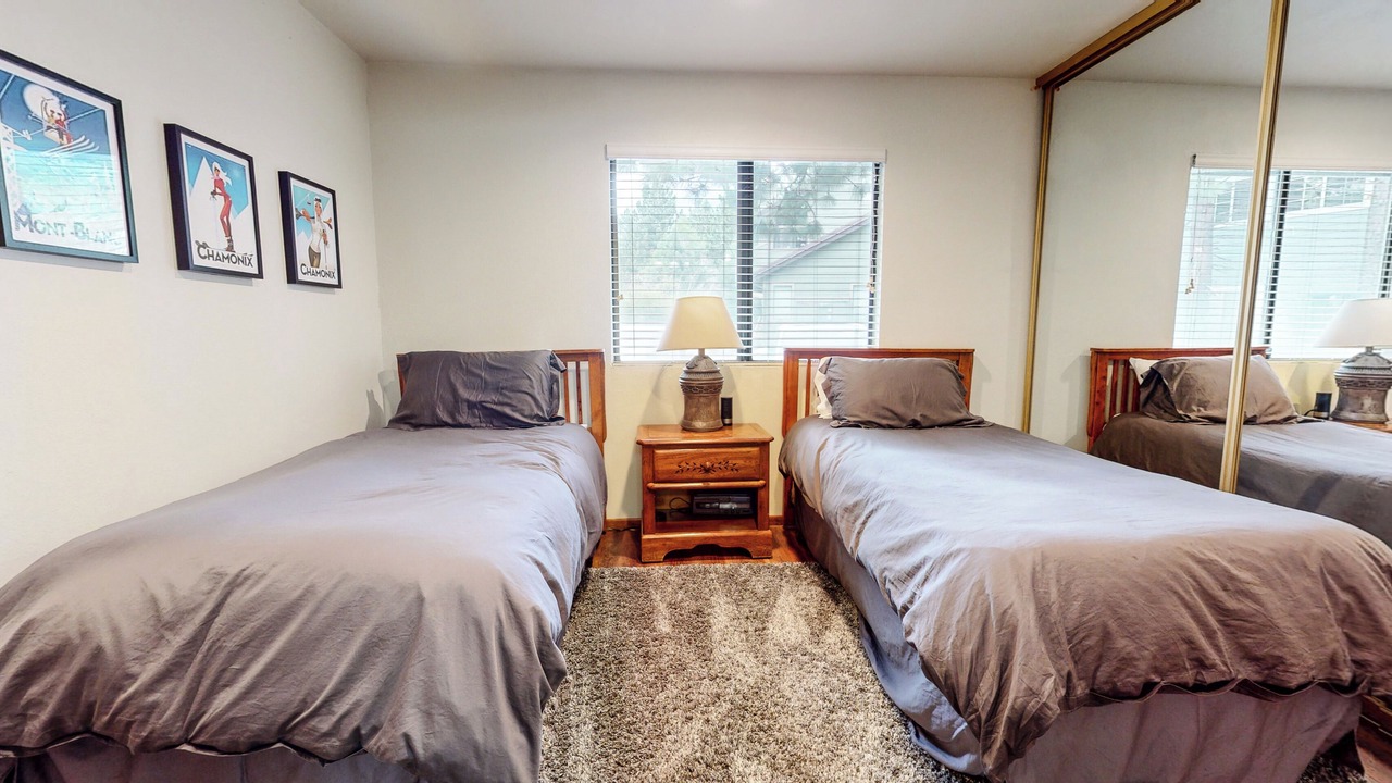 Photo of Bedroom in Mammoth Lakes