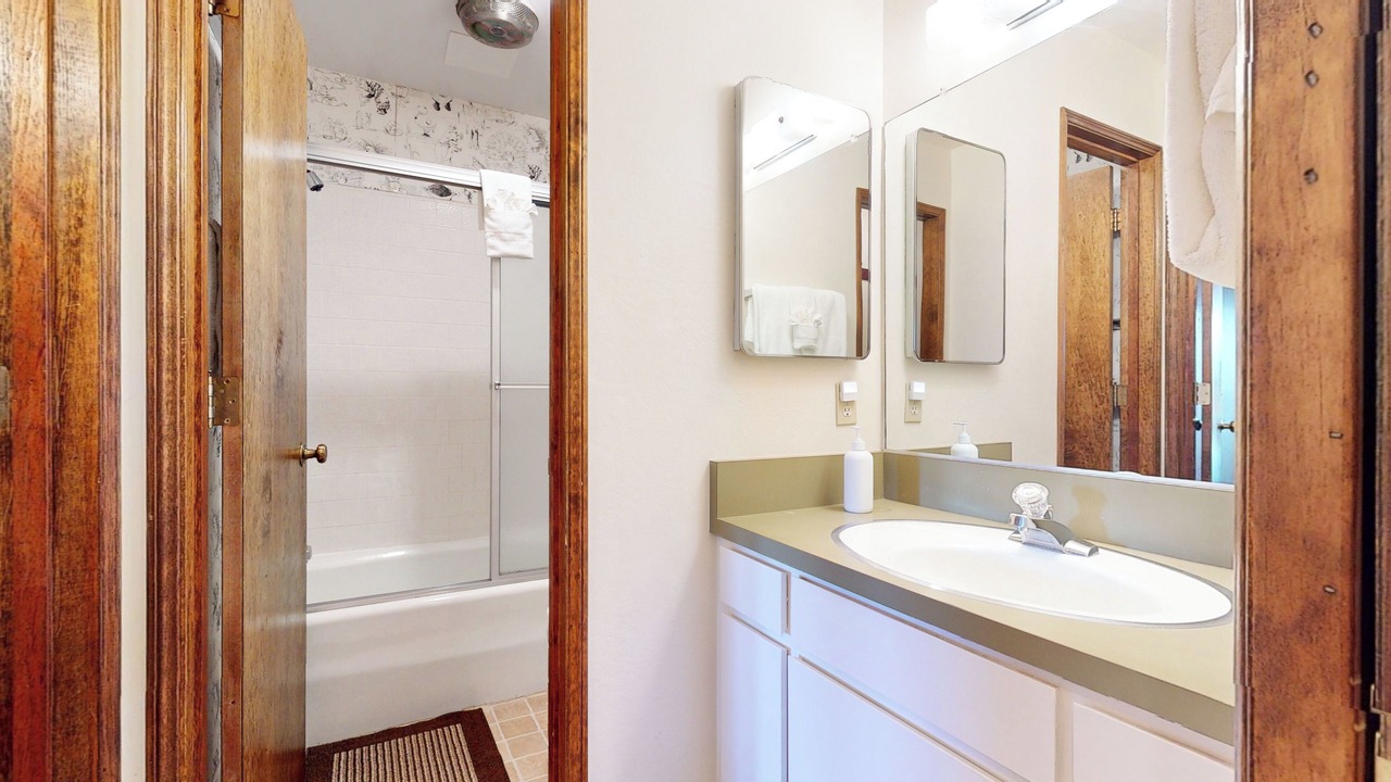 Photo of Bathroom in Mammoth Lakes