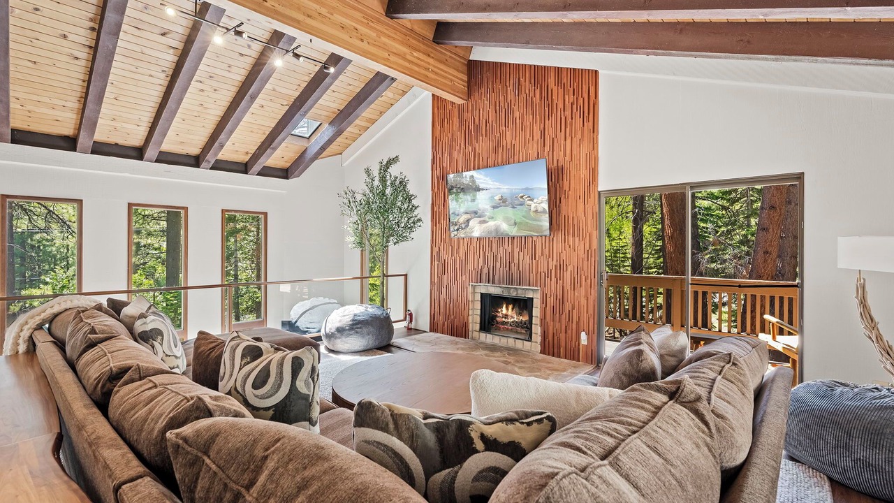 Photo of Livingroom in Incline Village