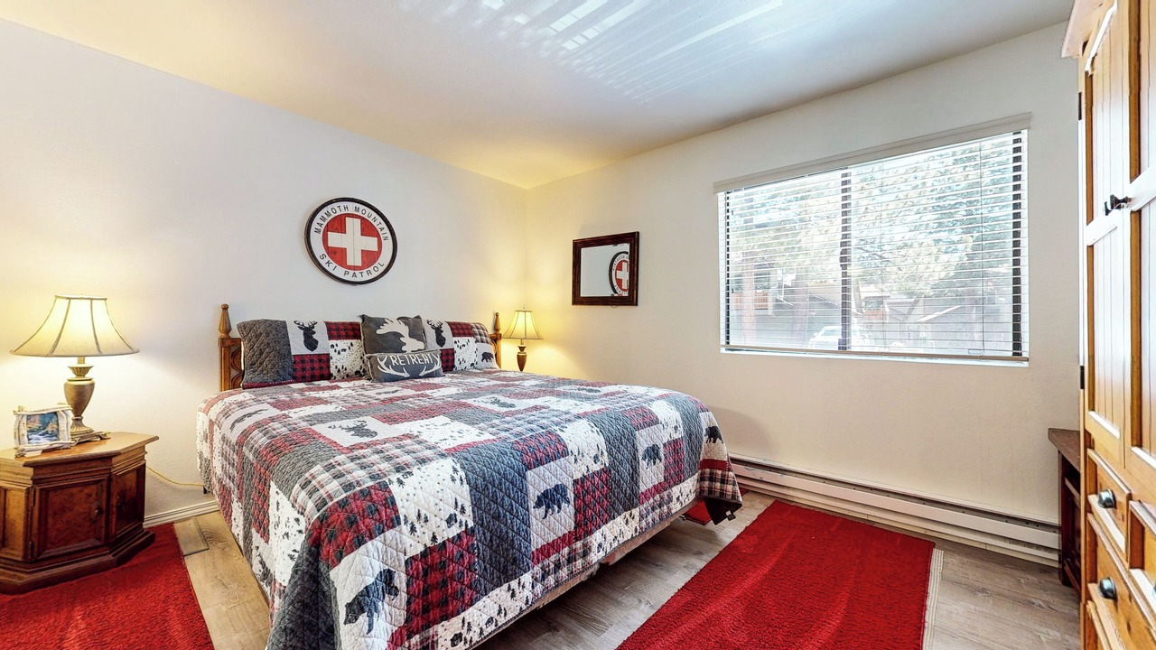 Photo of Bedroom in Mammoth Lakes
