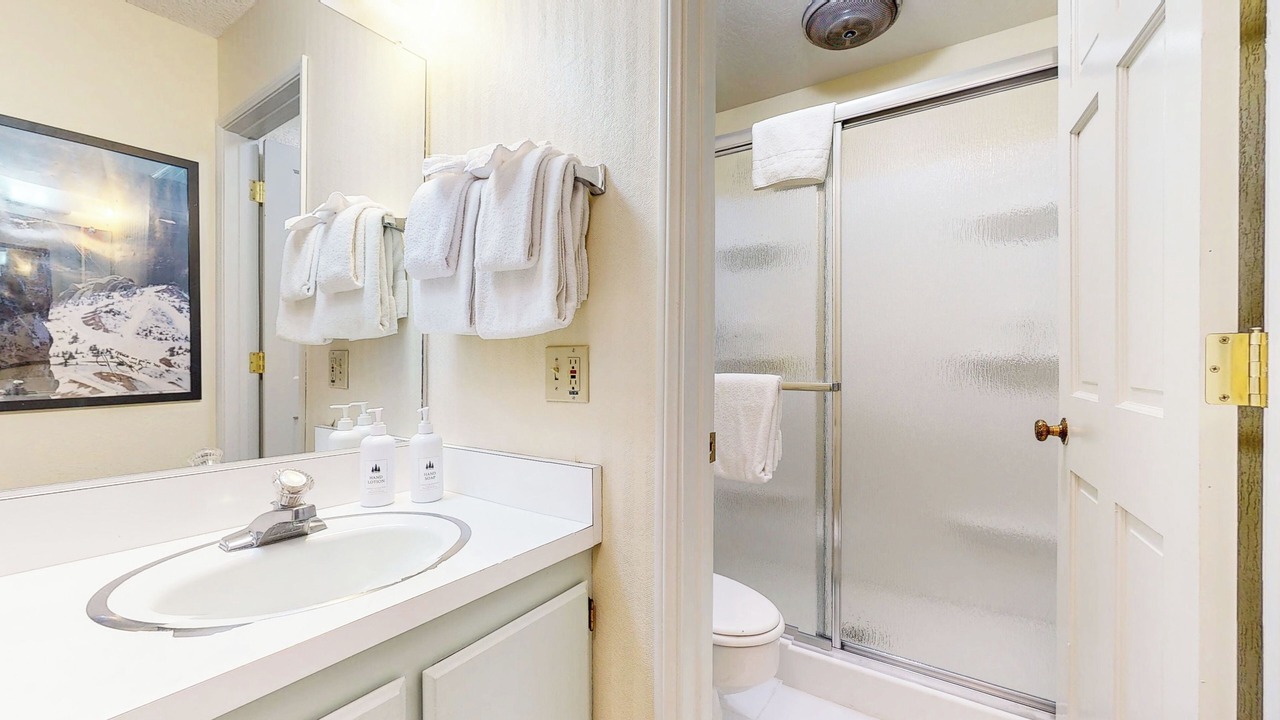 Photo of Bathroom in Mammoth Lakes
