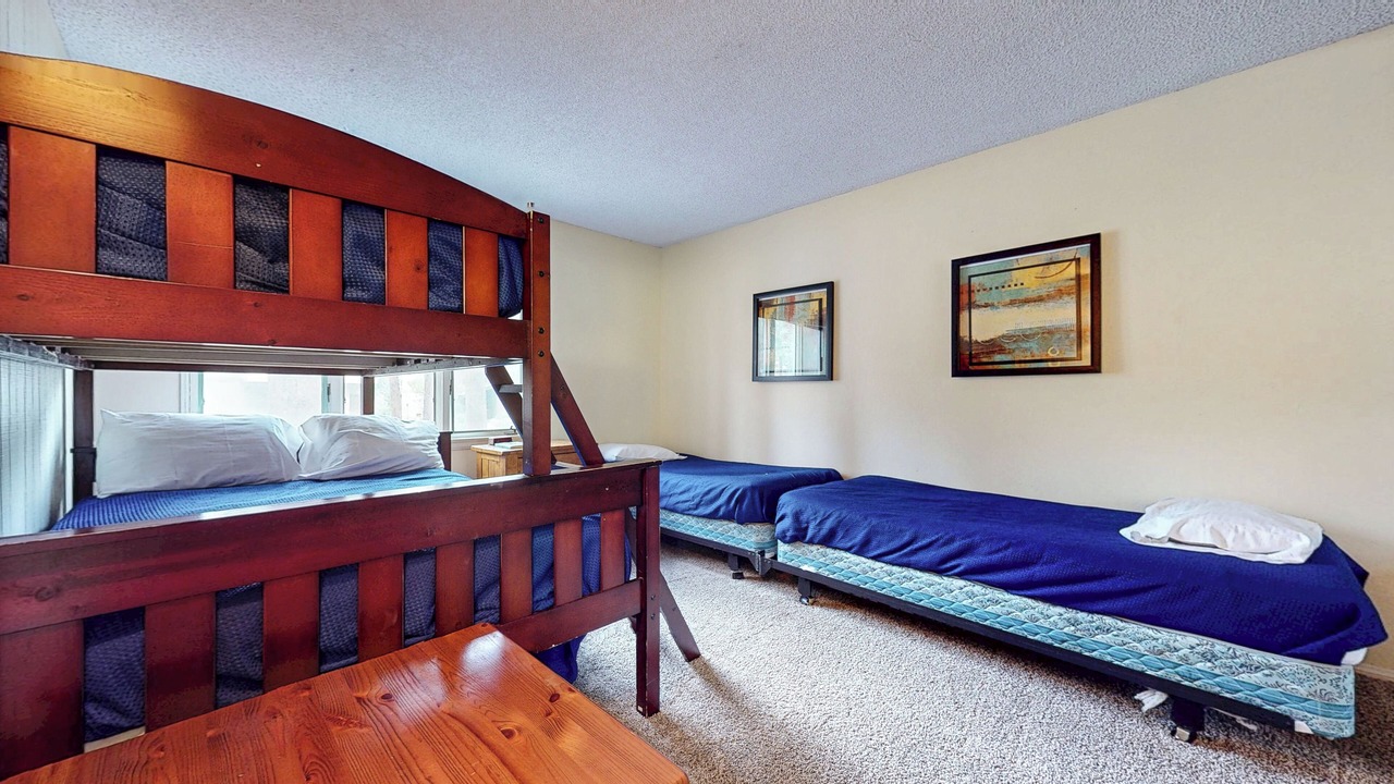 Photo of Bedroom in Mammoth Lakes