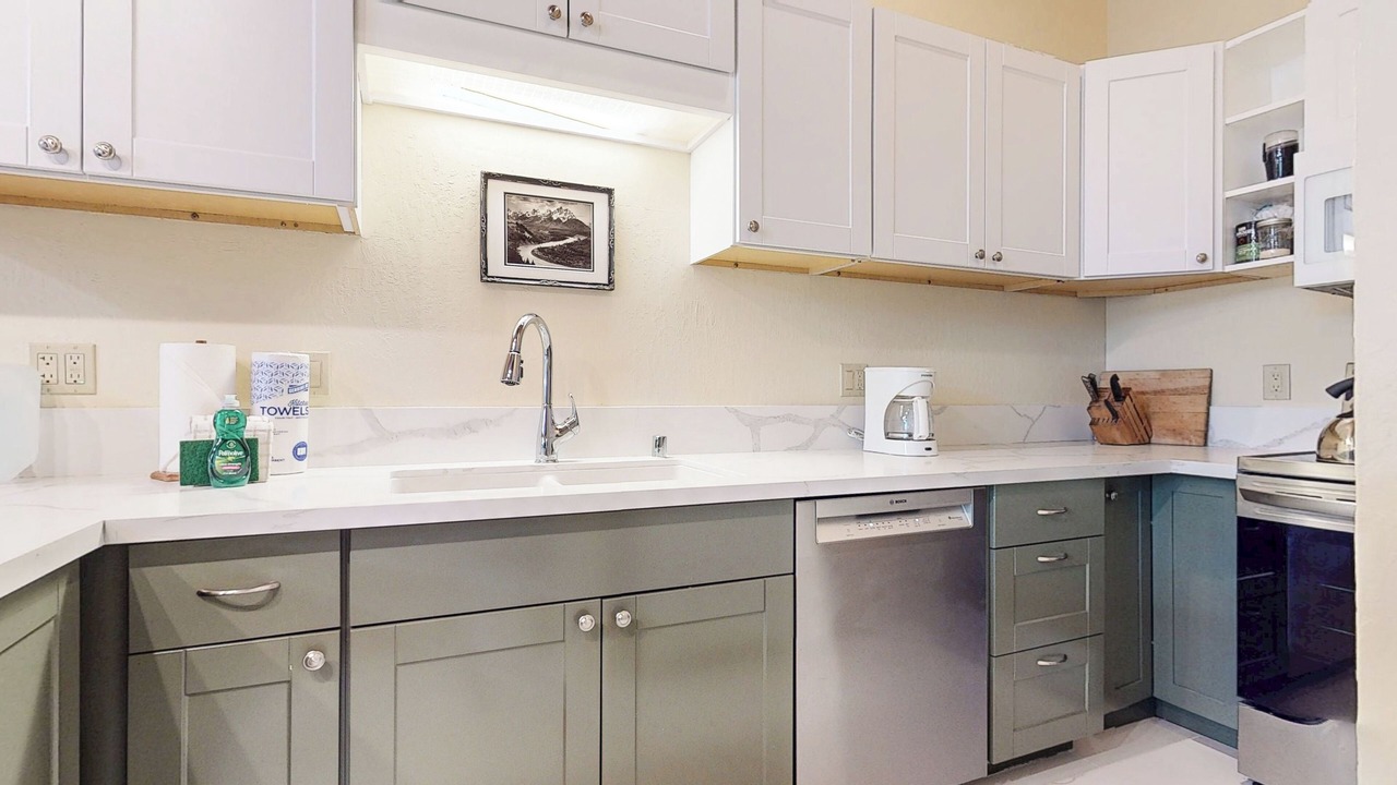 Photo of Kitchen in Mammoth Lakes