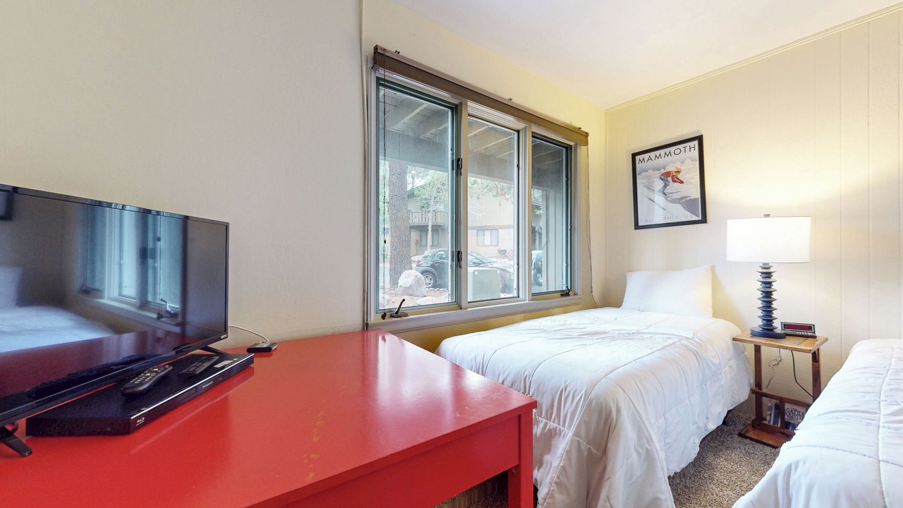 Photo of Bedroom in Mammoth Lakes