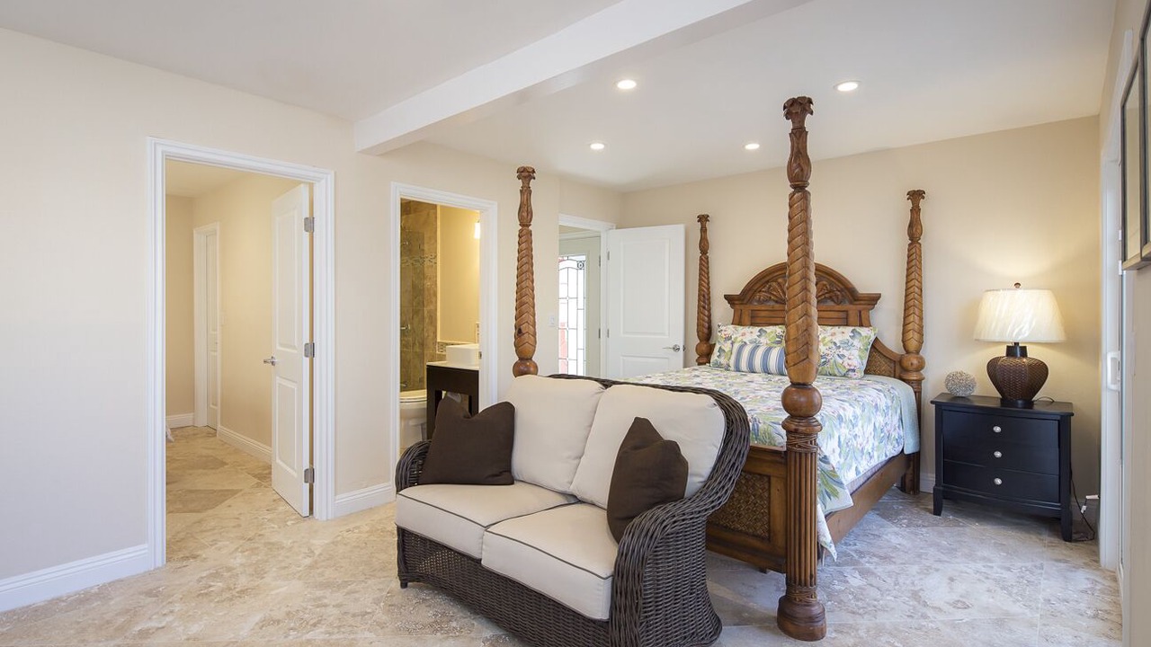 Photo of Bedroom in Hollywood Beach