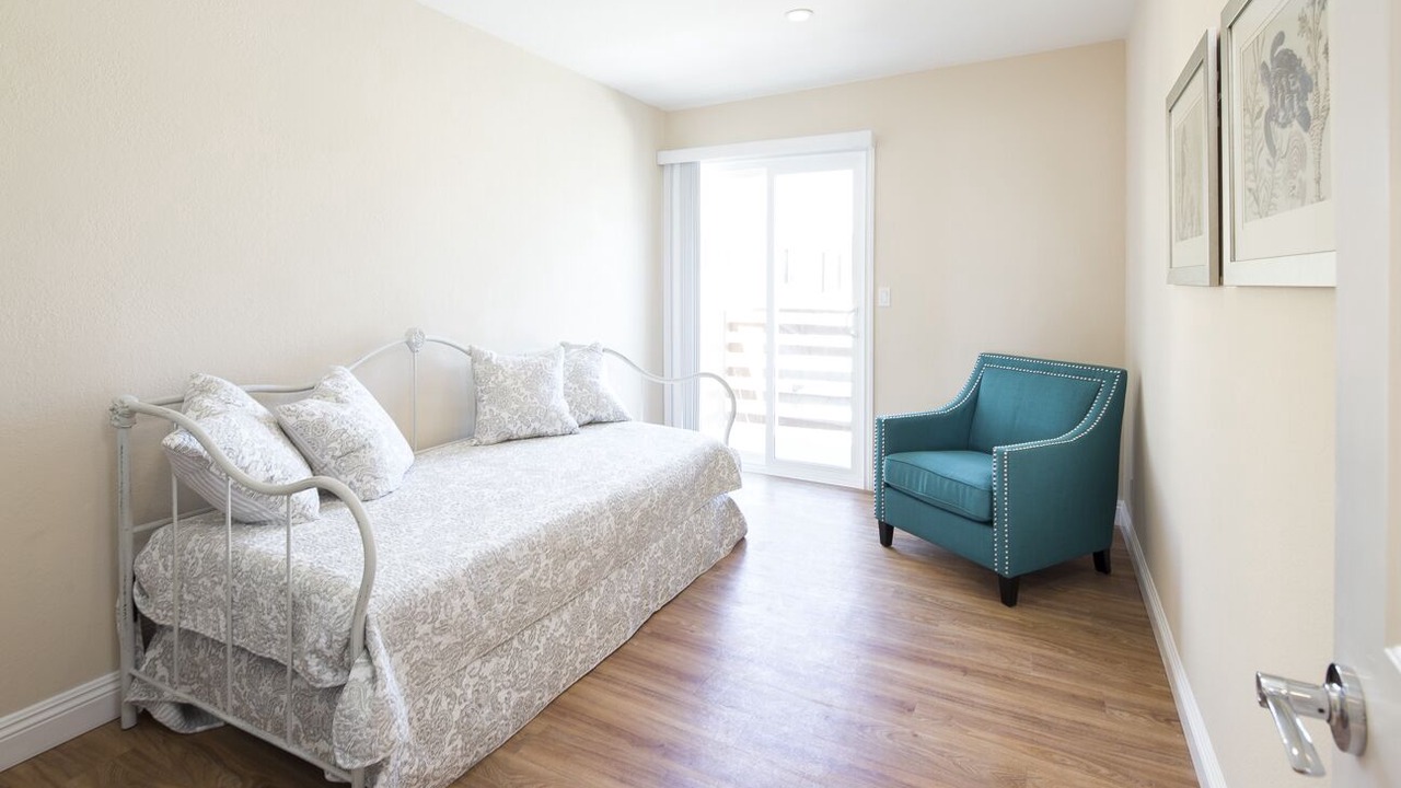 Photo of Bedroom in Hollywood Beach
