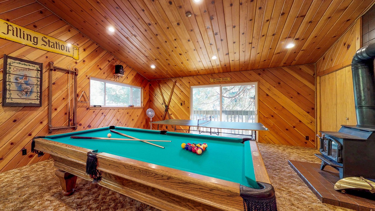Photo of Bedroom in Sierra Cedars