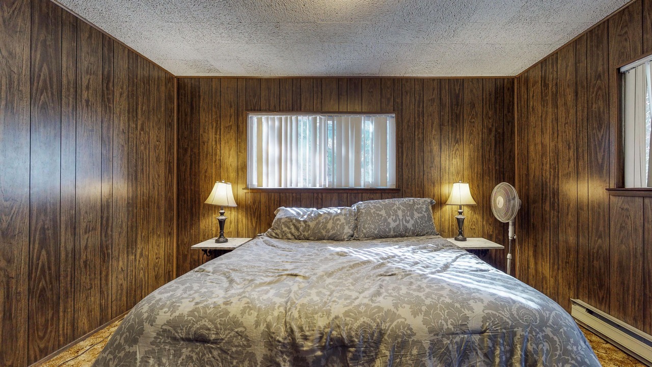 Photo of Bedroom in Sierra Cedars