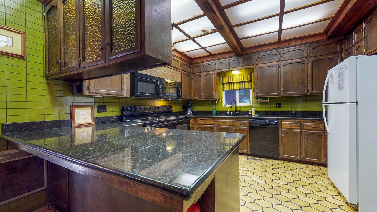 Photo of Kitchen in Sierra Cedars