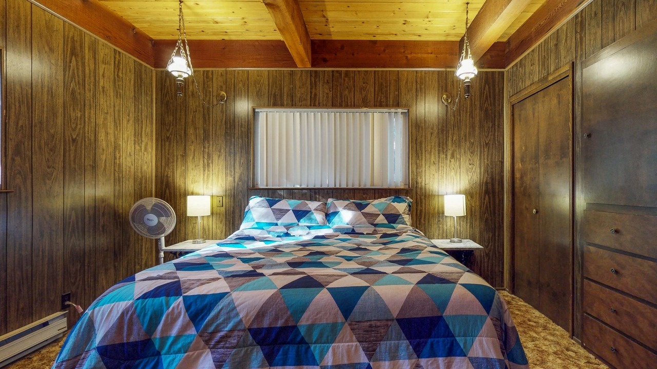 Photo of Bedroom in Sierra Cedars
