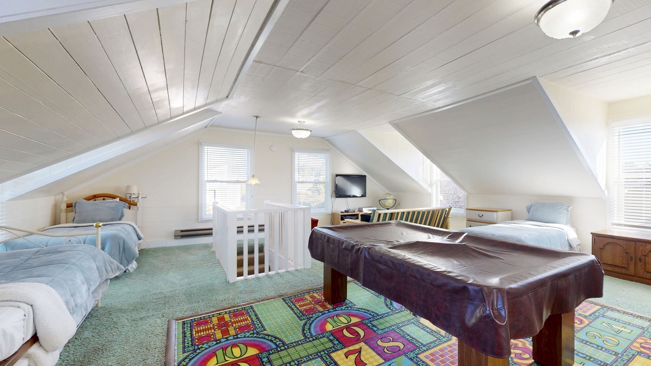 Photo of Bedroom in Elk