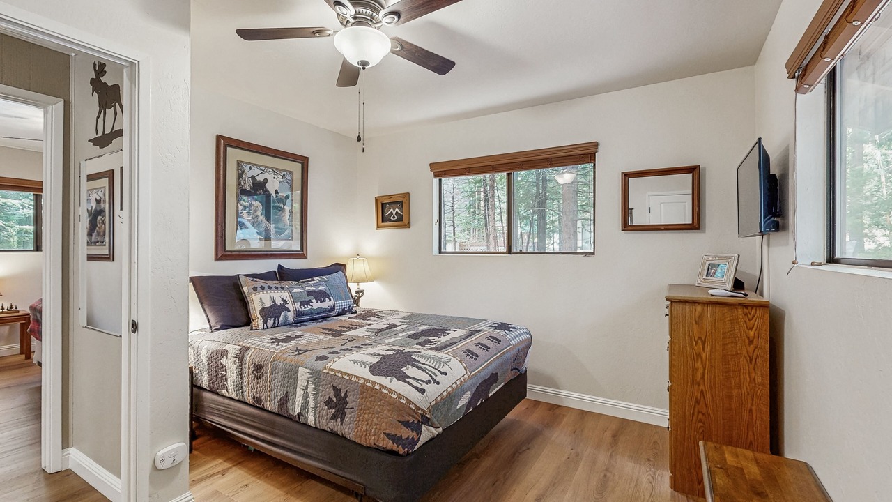 Photo of Bedroom in Sierra Cedars